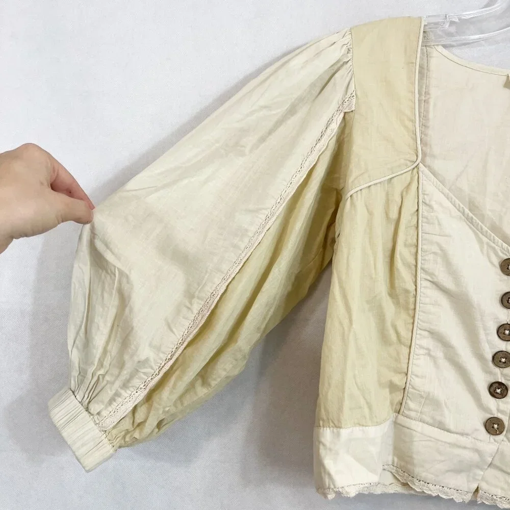 Anthropologie‎ Let Me Be Cream Puff Sleeve Sweetheart Crop Top Buttons - Size XS